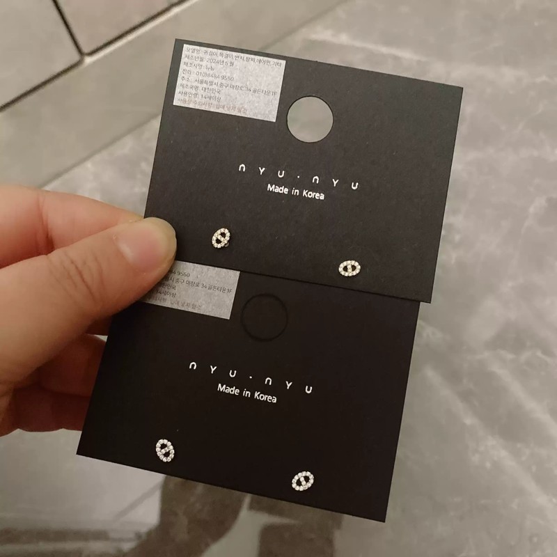 特定超级迷你猪鼻子镶钻字母日常耳钉耳骨耳环925银针2025金色,饰品/流行首饰/时尚饰品新,耳钉,淘宝优惠券,粉丝福利购,淘宝优惠卷