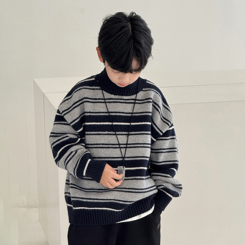 秋冬新款中大童休闲宽松针织毛衣