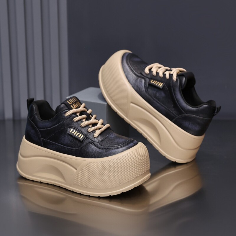 大头轻便休闲小白鞋女2026秋季新款松糕厚底小个子增高丑萌面包鞋