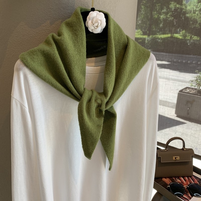 小众风100%羊毛黑米纯色针织围巾女冬季韩版百搭小披肩三角巾围脖