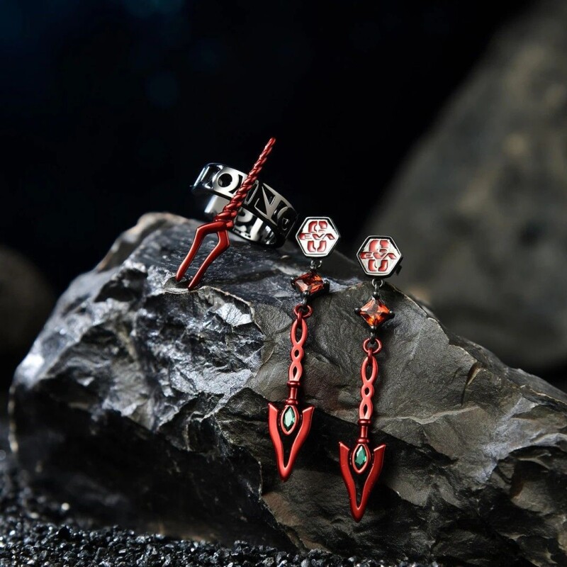 《新世纪福音战士》EVA卡西乌斯之枪耳钉耳骨夹动漫周边cos耳饰