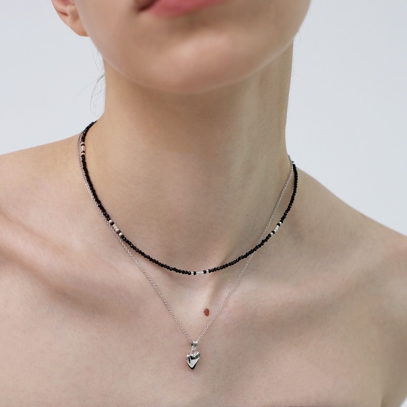 黑尖水晶项链女百搭高级感串珠锁骨链小众锆石极细串珠新中式饰品