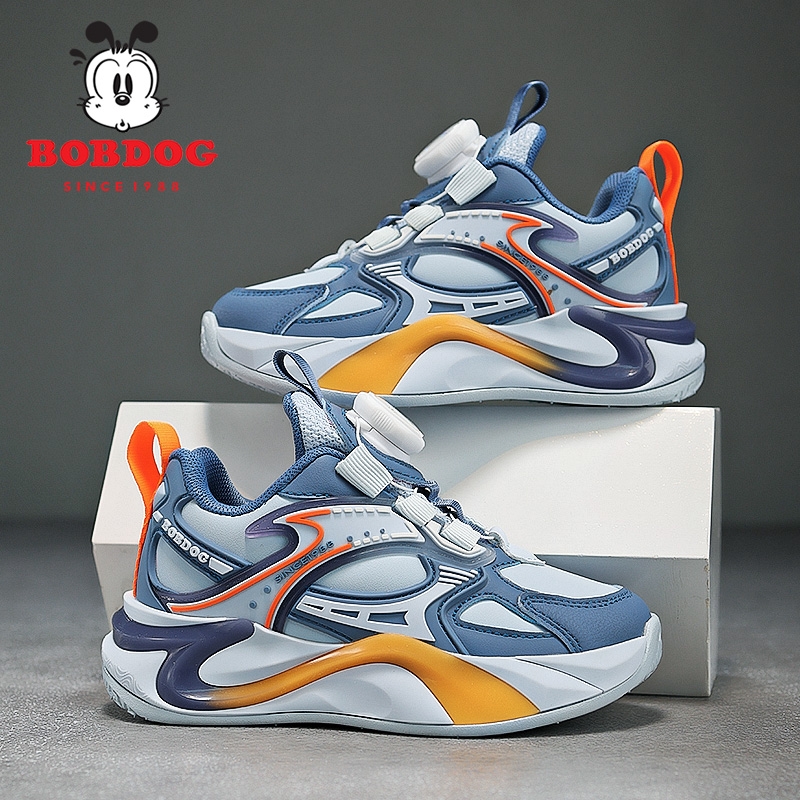 巴布豆男童鞋子春秋皮面防水2025新款旋转纽扣软底儿童运动鞋子