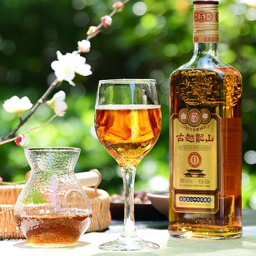 古越龙山库藏金五年半干型黄酒