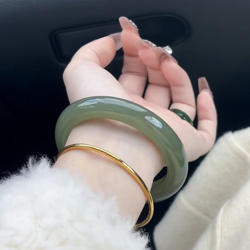 新疆和田玉手镯晴水纯天然高透冰种高透湖水绿东陵玉扁条正品玉镯