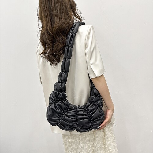 郜姐家MMM直播间专享MM月牙包PU褶皱法式绣花单肩包斜挎包可爱
