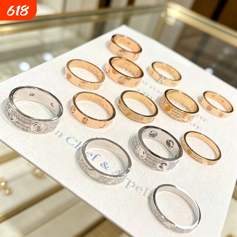 卡卡家经典LOVE钉子戒指女50分钻婚戒满天星镀18K玫瑰金情侣指环
