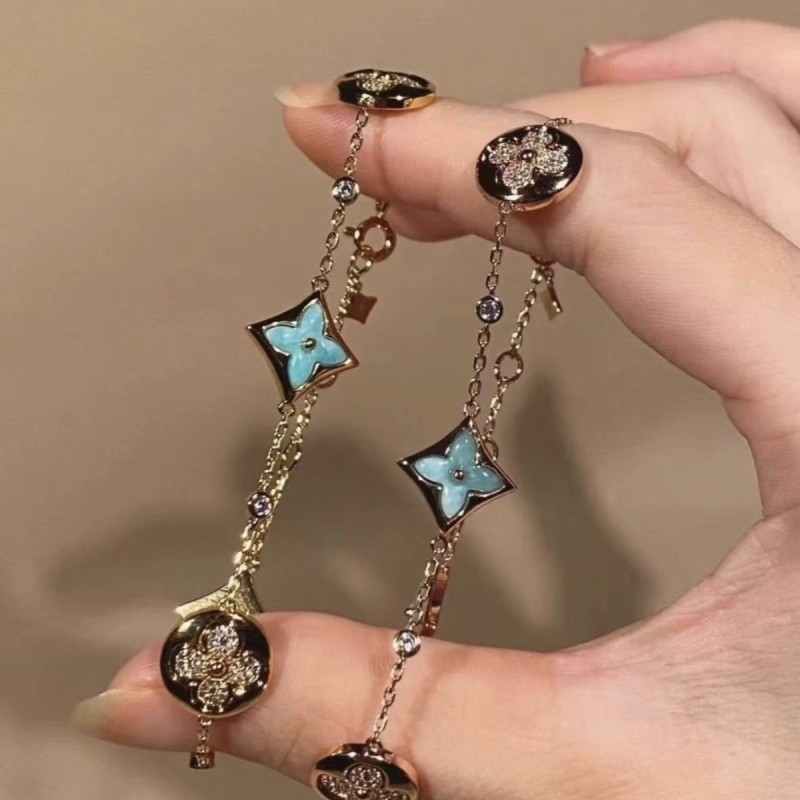 高版本菱形贝母天河石镶钻四五花手链女18K玫瑰金轻奢小众四叶草