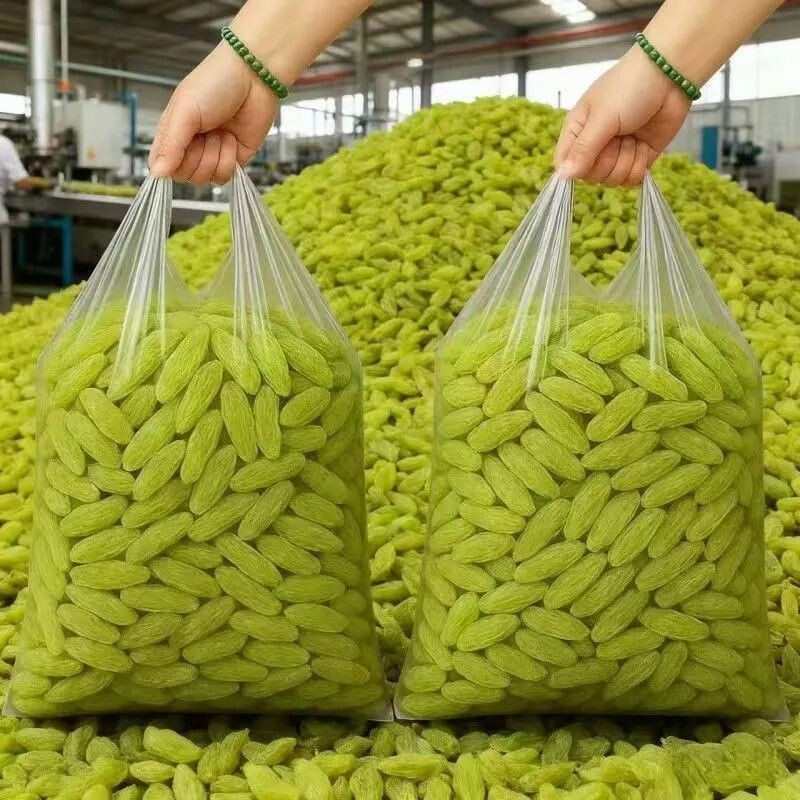 新疆特产绿香妃王葡萄干250g*6非特大无核吐鲁番红香妃果蜜饯新货