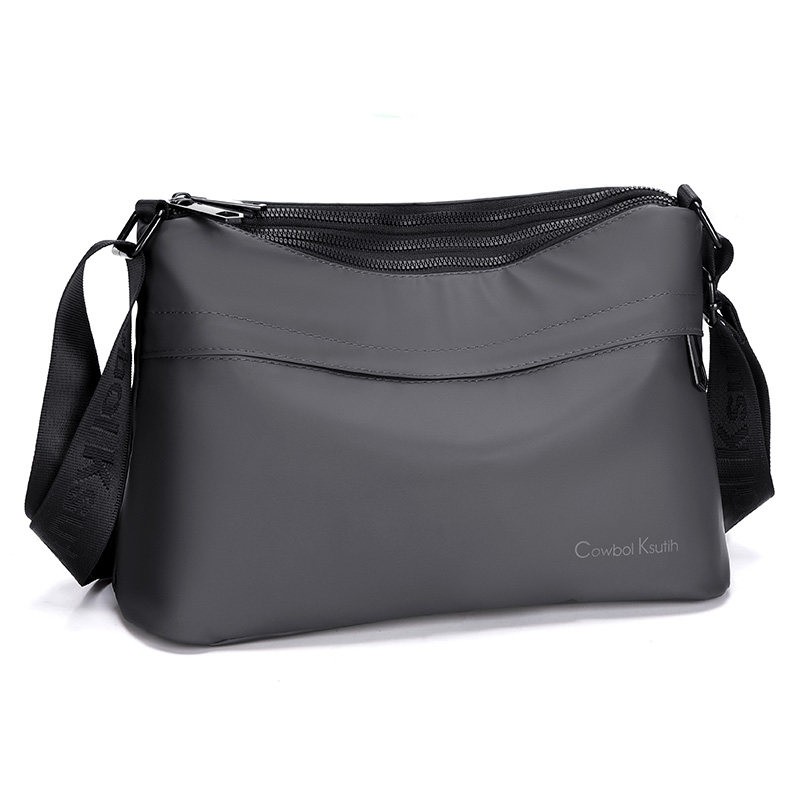 多隔层2025新款男士单肩包防水斜挎包男款商务休闲包男包轻便背包