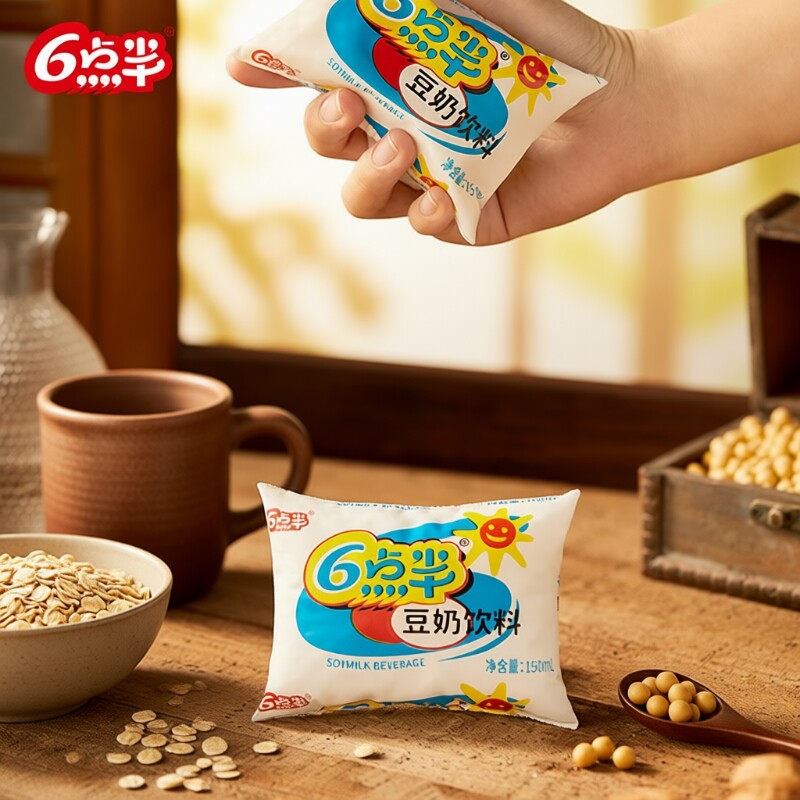 饮料六点半豆奶经典袋装植物蛋白学生早餐奶150ml*30袋整箱老牌子