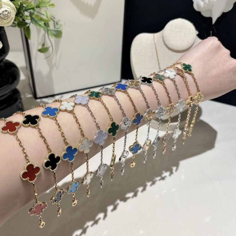 五花四叶草手链女新款925银白金镭射白贝母红玉髓黑玛瑙18k黄金