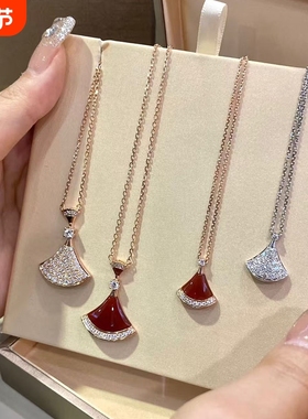 新品大裙子白贝母项链女镀18K金色轻奢送女友高级感情人节礼物