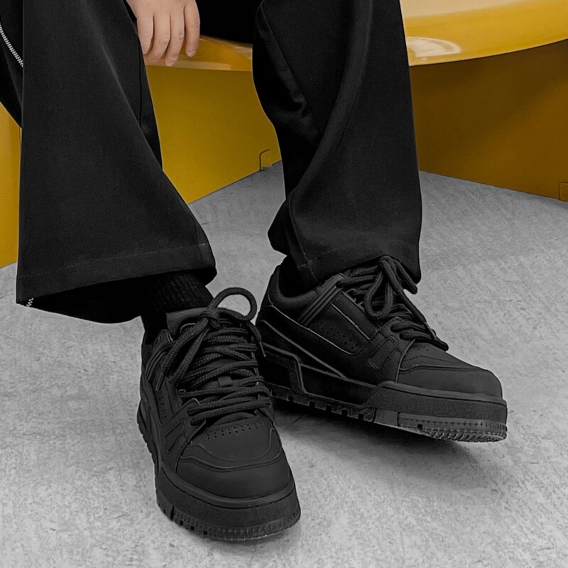 黑色鞋子男板鞋厚底增高2026新款春季男鞋百搭潮鞋面包鞋纯黑休闲