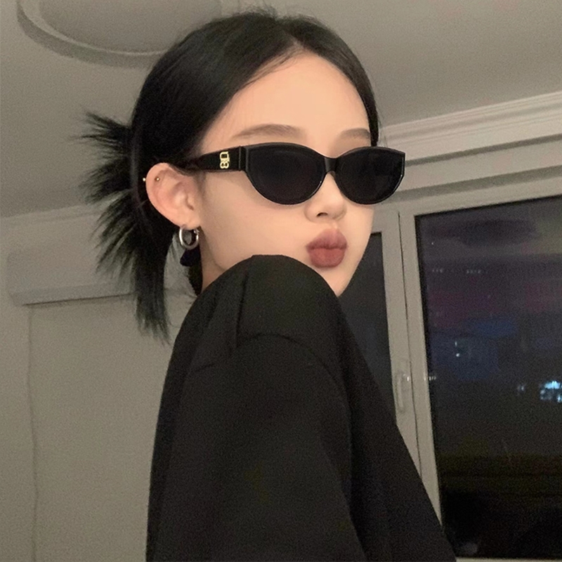 gm猫眼墨镜黑色窄框女款太阳眼镜