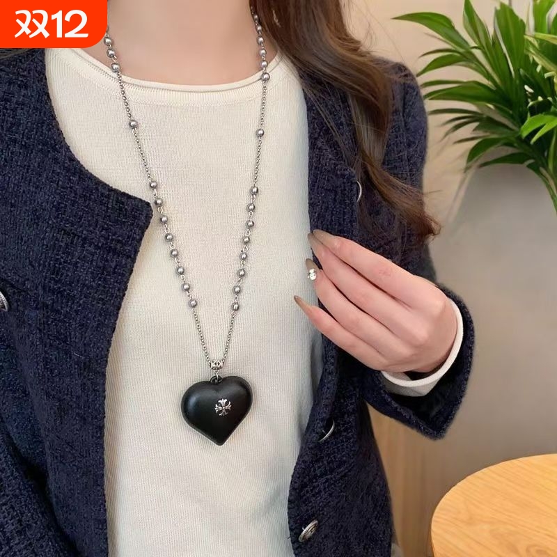 珍珠十字架甜酷爱心吊坠长款项链高级感新款锁骨链黑色颈链配饰