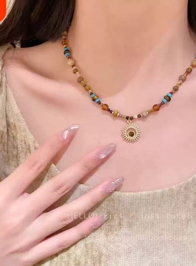 美拉德复古太阳花串珠项链高级感轻奢小众锁骨链民族风叠戴卫衣链