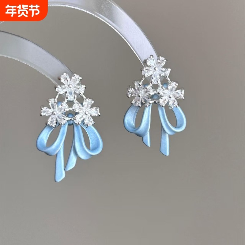 「冰雪礼赞」蓝色锆石手捧花蝴蝶结耳钉甜美温柔气质耳环百搭耳饰
