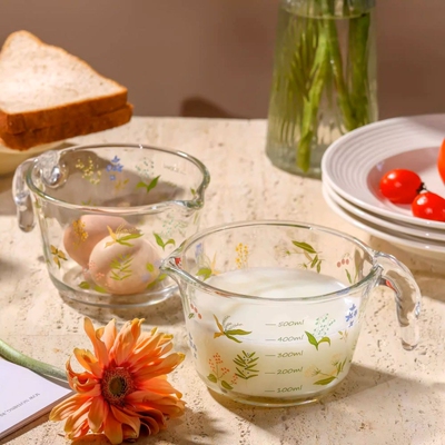 芬芳夏日新款玻璃刻度量杯500ml大容量家用打蛋杯奶杯