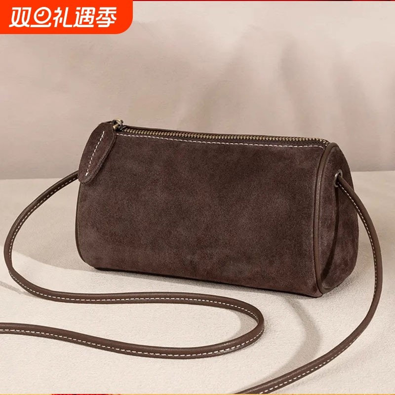 2025秋冬新款斜挎包小众时尚休闲复古高级水桶包单肩斜跨女包