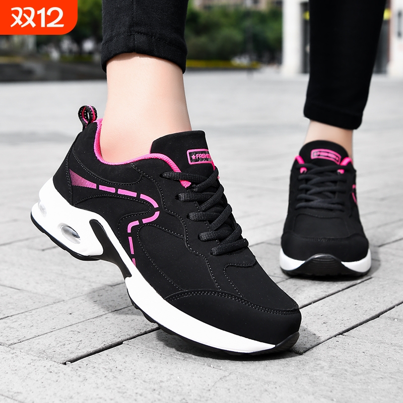 啄木鸟春秋气垫女鞋皮面防水运动鞋软底防滑休闲旅游鞋百搭黑色跑