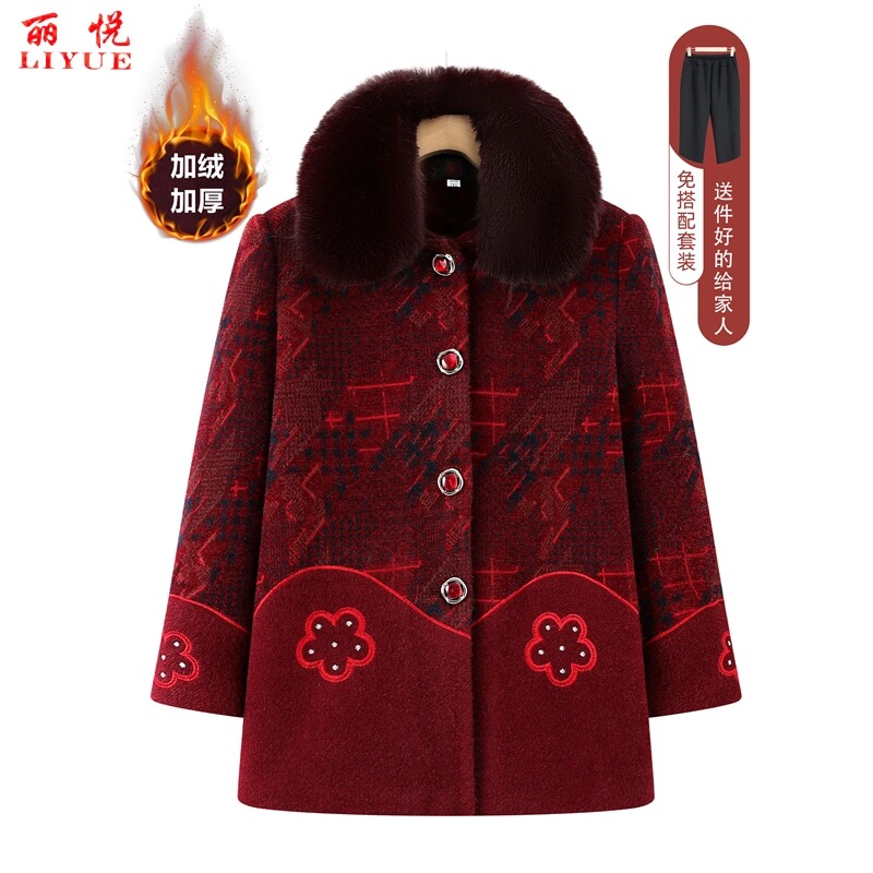奶奶冬装外套新款中老年人棉袄女妈妈水貂绒大衣加绒加厚保暖棉衣