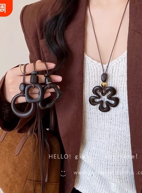 新中式复古几何不规则吊坠项链女2026新款秋冬轻奢小众长款毛衣链