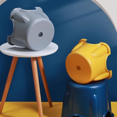 新款简易便携家用小方桌餐桌圆桌折叠小型摆摊出租房吃饭折叠桌子