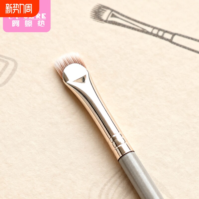 眼线刷C1vo001-月牙型眼线刷眼部细节上妆用画卧蚕眼睑晕染化