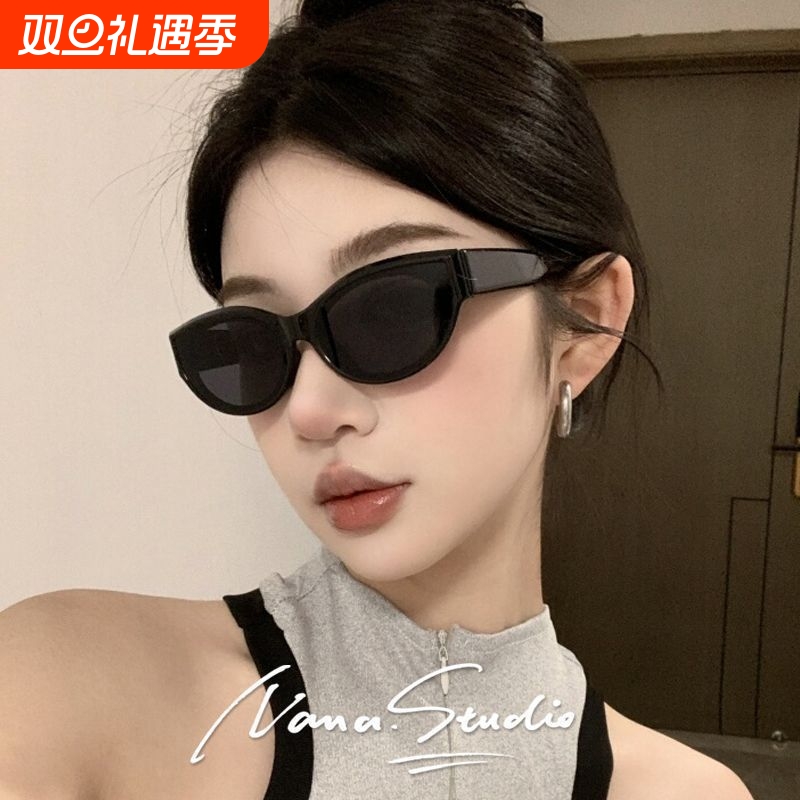 jennie同款墨镜女户外拍照墨镜太阳镜复古辣妹猫眼显脸小眼镜欧美