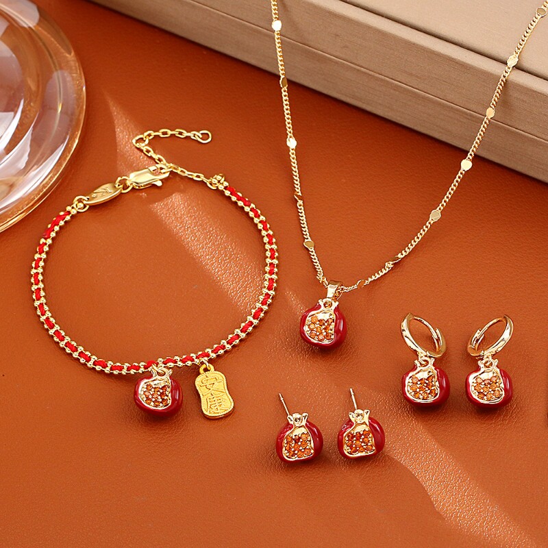 爆款红色石榴锆石项链高级感时尚甜酷气质锁骨链清新甜美闪亮耳环