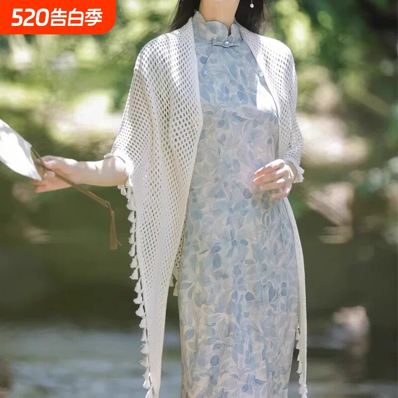 新中式温柔风旗袍披肩女外搭夏季薄款三角针织镂空空调外披风斗篷
