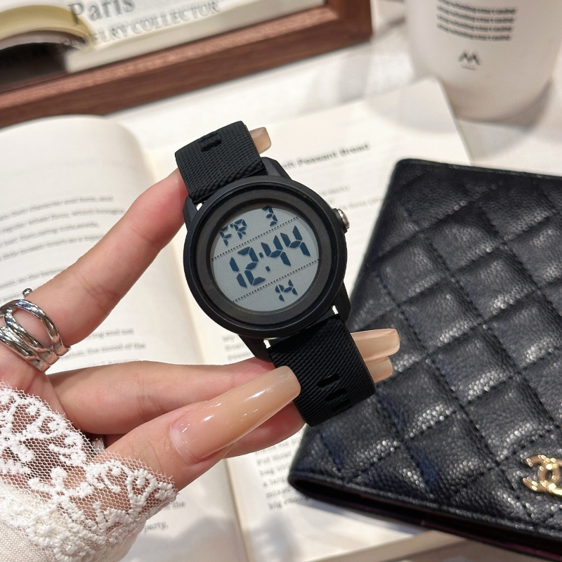 青少年儿童简约手表电子表