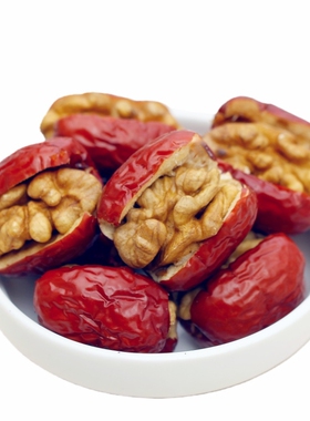 新疆若羌灰枣夹核桃50包夹心