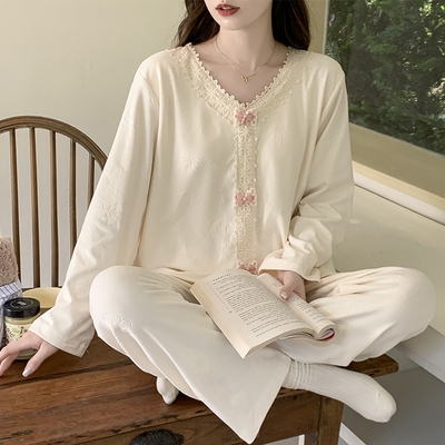 带胸垫德绒睡衣女士秋冬季家居服
