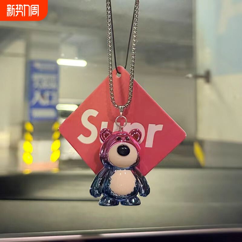 新款可爱草莓熊汽车挂件车内后视镜吊饰网红卡通个性装饰吊坠