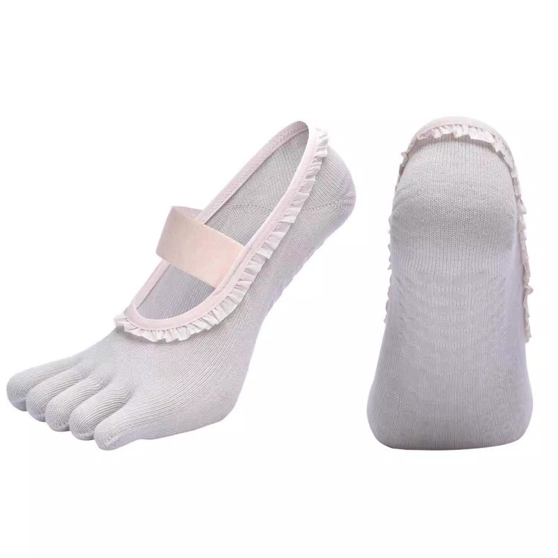 瑜伽普拉提专用袜子奶油色可爱五指蕾丝边底部防滑舞蹈健身运动袜
