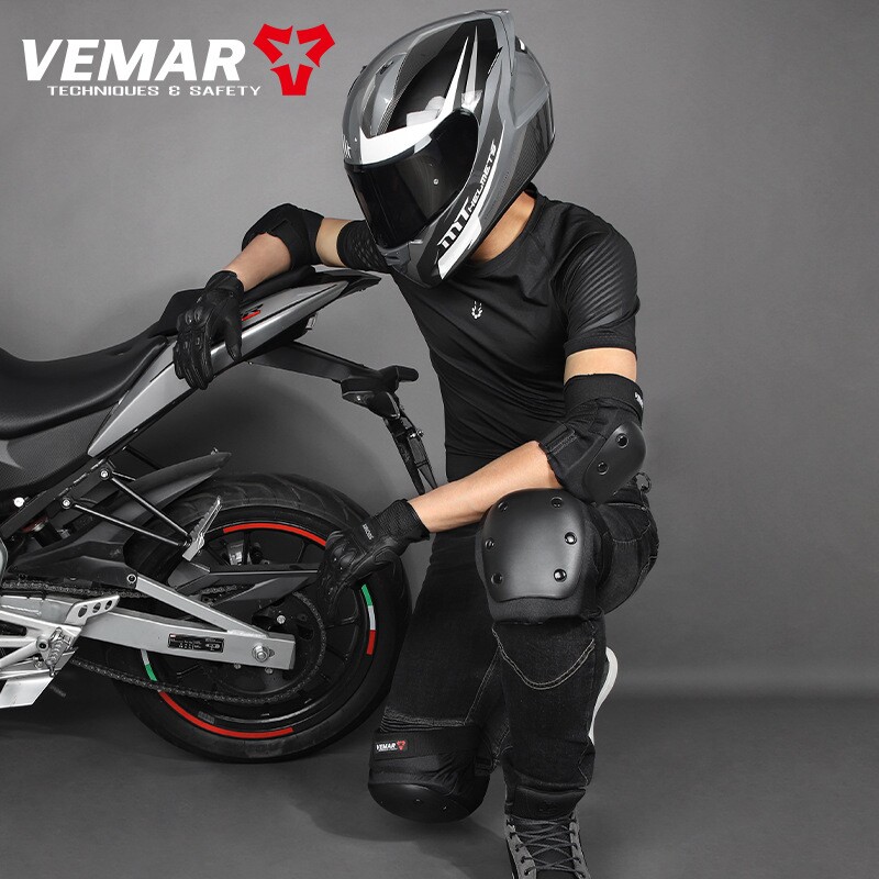 骑行护具护膝护肘四件套防摔护膝全套轮滑溜冰装备摩旅极限运动