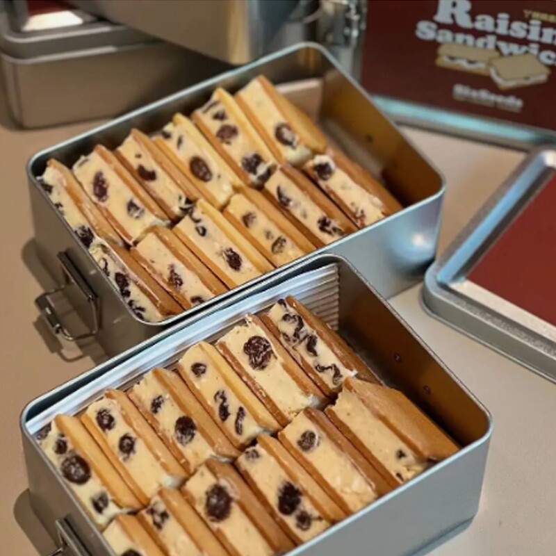 朗姆酒葡萄提子白脱饼干夹心酥手工乳酪曲奇礼盒精装铁盒送礼装