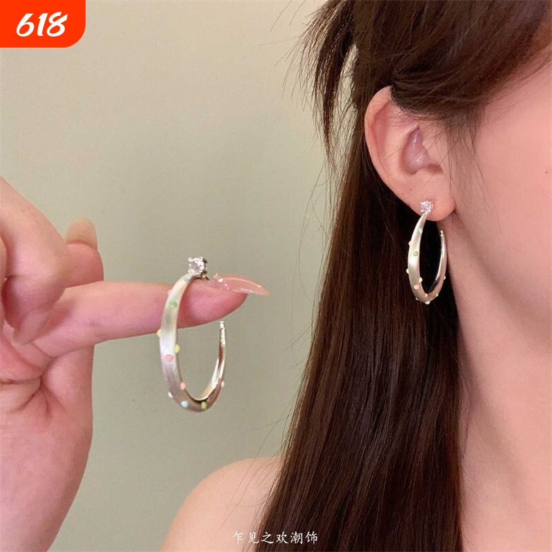 彩色拉丝波点锆石耳圈女小众设计高级感气质耳环轻奢独特漂亮耳饰