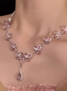 zoozmomo超闪粉色水滴锆石花朵项链女轻奢晚礼服锁骨链套装耳环潮