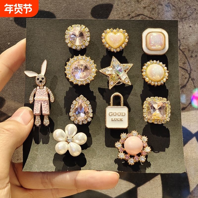 爱丽丝梦境珍珠鞋花适配crocs洞洞鞋鞋扣高级金属diy卡扣配饰