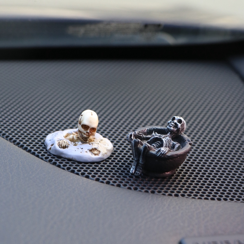 汽车仿真迷你骷髅恐怖屋个性摆件