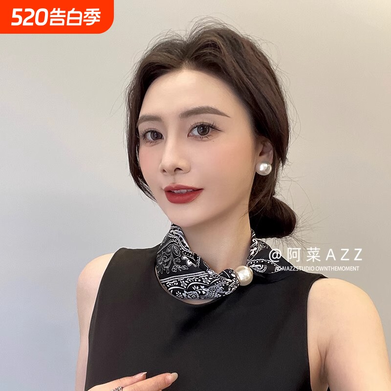 脖子磁吸扣丝巾2025时尚百搭系新款装饰领巾项链黑色白色黑白