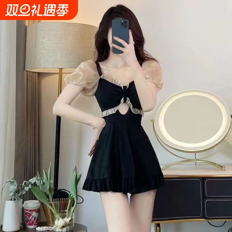 泳衣女夏新款爆款短袖连体裙式平角遮肚显瘦保守学生遮肉春秋泳装