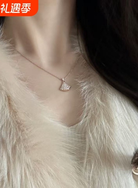 扇形小裙子项链女纯银镀18K金轻奢白贝母满钻锁骨链大扇子吊坠