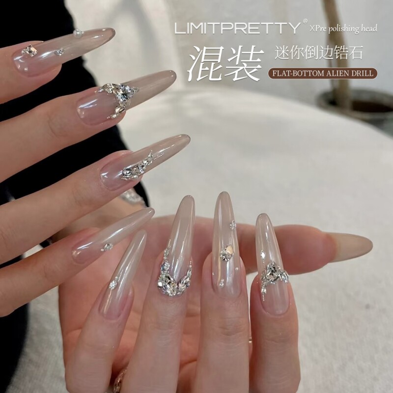 白色锆石雪花爆闪平底钻饰图片