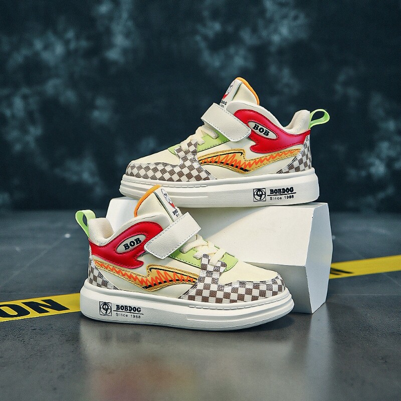 巴布豆童鞋男童棉鞋2026冬季新款加绒保暖儿童运动鞋板鞋休闲防水