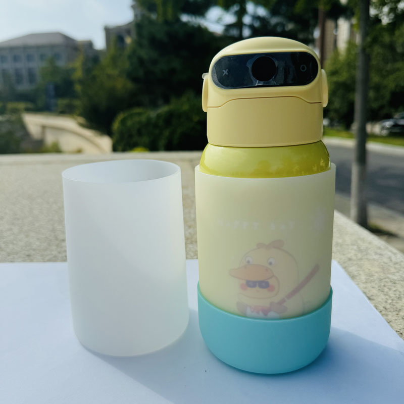 水杯杯垫保护套斜挎可爱杯套硅胶