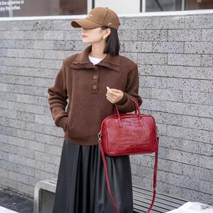 早春新品真皮女包头层牛皮气质时尚定型百搭女手提单肩实用枕头包